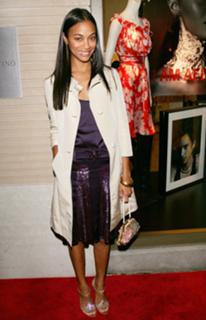 Zoe Saldana feet photo thumbnail