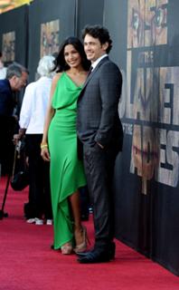 Freida Pinto feet photo thumbnail