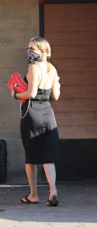 Kate Hudson feet photo thumbnail