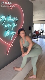 Natalie Noel Mariduena feet photo thumbnail