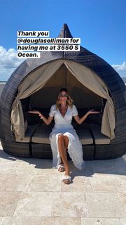 Kelly Bensimon feet photo thumbnail