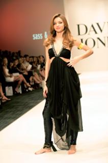 Miranda Kerr feet photo thumbnail