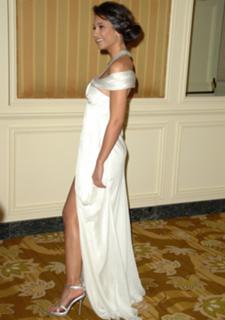 Emmanuelle Chriqui feet photo thumbnail
