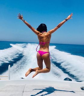 Elisabetta Gregoraci feet photo thumbnail