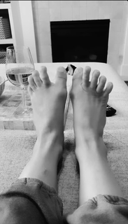 Paige VanZant feet photo thumbnail