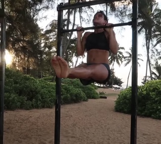 Lorena Abreu feet photo 5