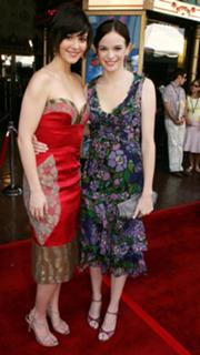 Mary Elizabeth Winstead feet photo thumbnail
