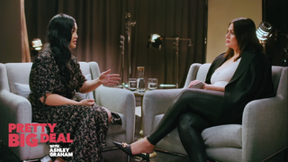 Ashley Graham feet photo thumbnail
