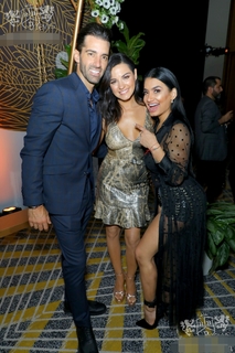 Maite Perroni feet photo thumbnail