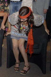 Maite Perroni feet photo thumbnail
