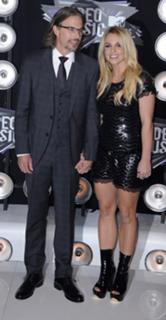 Britney Spears feet photo thumbnail