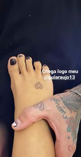 Anitta feet photo thumbnail