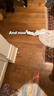 Jordana Brewster feet photo thumbnail