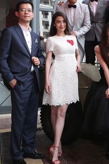 Angelababy feet photo thumbnail