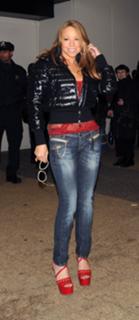 Mariah Carey feet photo thumbnail
