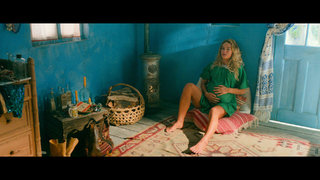 Lily James feet photo thumbnail
