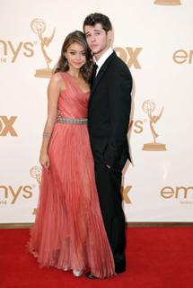 Sarah Hyland feet photo thumbnail