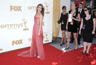 Sarah Hyland feet photo thumbnail