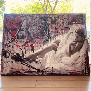 Alessia Marcuzzi feet photo thumbnail