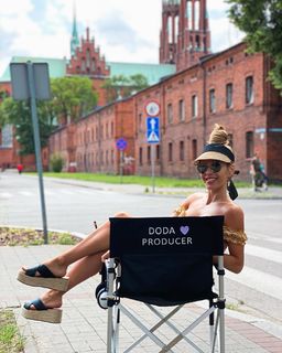 Dorota Rabczewska feet photo thumbnail