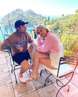 Chiara Ferragni feet photo thumbnail