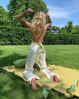Elsa Hosk feet photo thumbnail