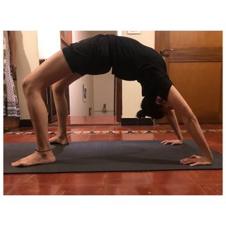Aditi Rao Hydari feet photo thumbnail