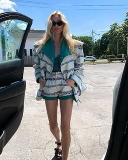 Elsa Hosk feet photo thumbnail