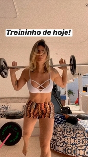 Kelly Key feet photo thumbnail