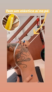 Kelly Key feet photo thumbnail