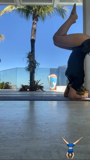 Flávia Alessandra feet photo thumbnail