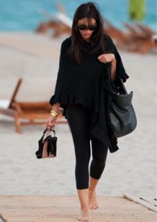 Sofía Vergara feet photo thumbnail