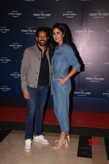 Katrina Kaif feet photo thumbnail