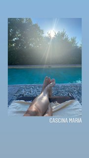 Federica Fontana feet photo thumbnail