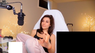 Natalia Mogollon feet photo thumbnail