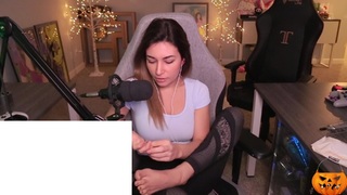 Natalia Mogollon feet photo thumbnail