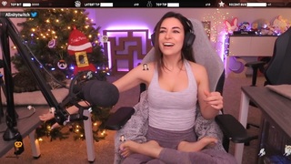 Natalia Mogollon feet photo thumbnail