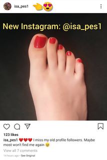 Isa Pes feet photo thumbnail