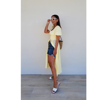Paula Echevarría feet photo thumbnail