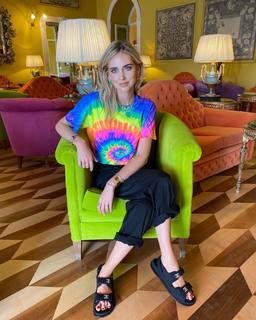 Chiara Ferragni feet photo thumbnail