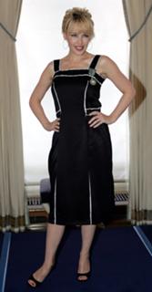 Kylie Minogue feet photo thumbnail