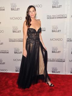 Liv Tyler feet photo thumbnail