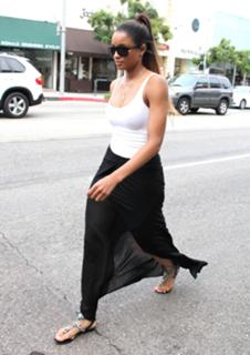 Ciara feet photo thumbnail