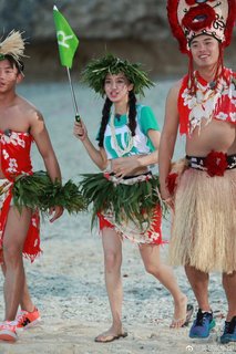 Angelababy feet photo thumbnail