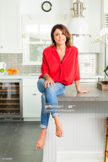 Bethenny Frankel feet photo thumbnail