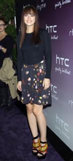 Leighton Meester feet photo thumbnail