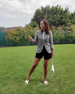 Paula Echevarría feet photo thumbnail