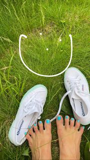 Paulina Sykut feet photo thumbnail