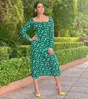 Galilea Montijo feet photo thumbnail