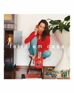 Mariana Ximenes feet photo thumbnail
